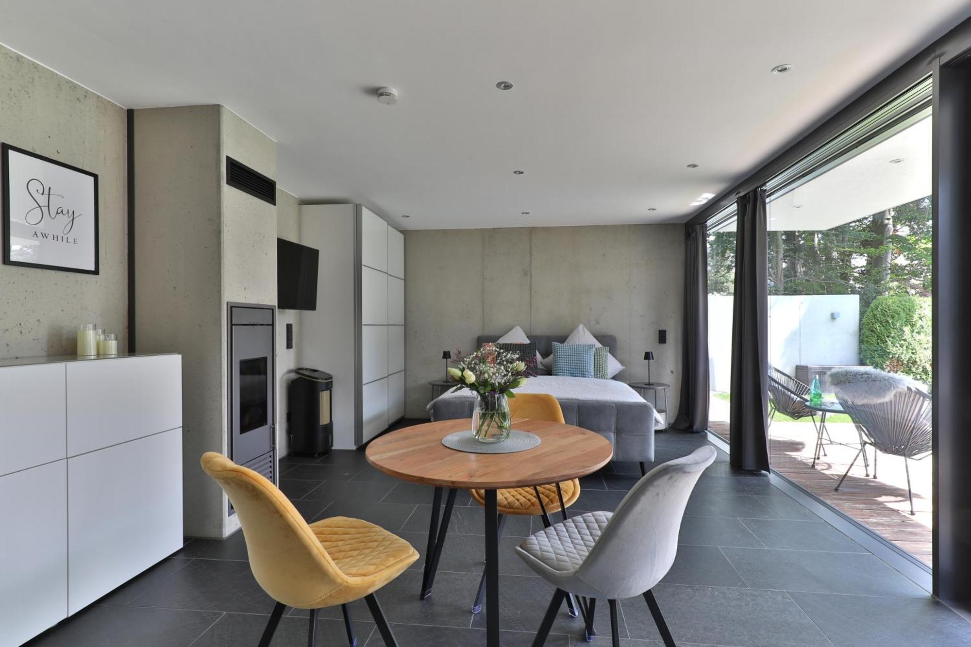 Modernes Studio-Apartment Герстхофен Экстерьер фото
